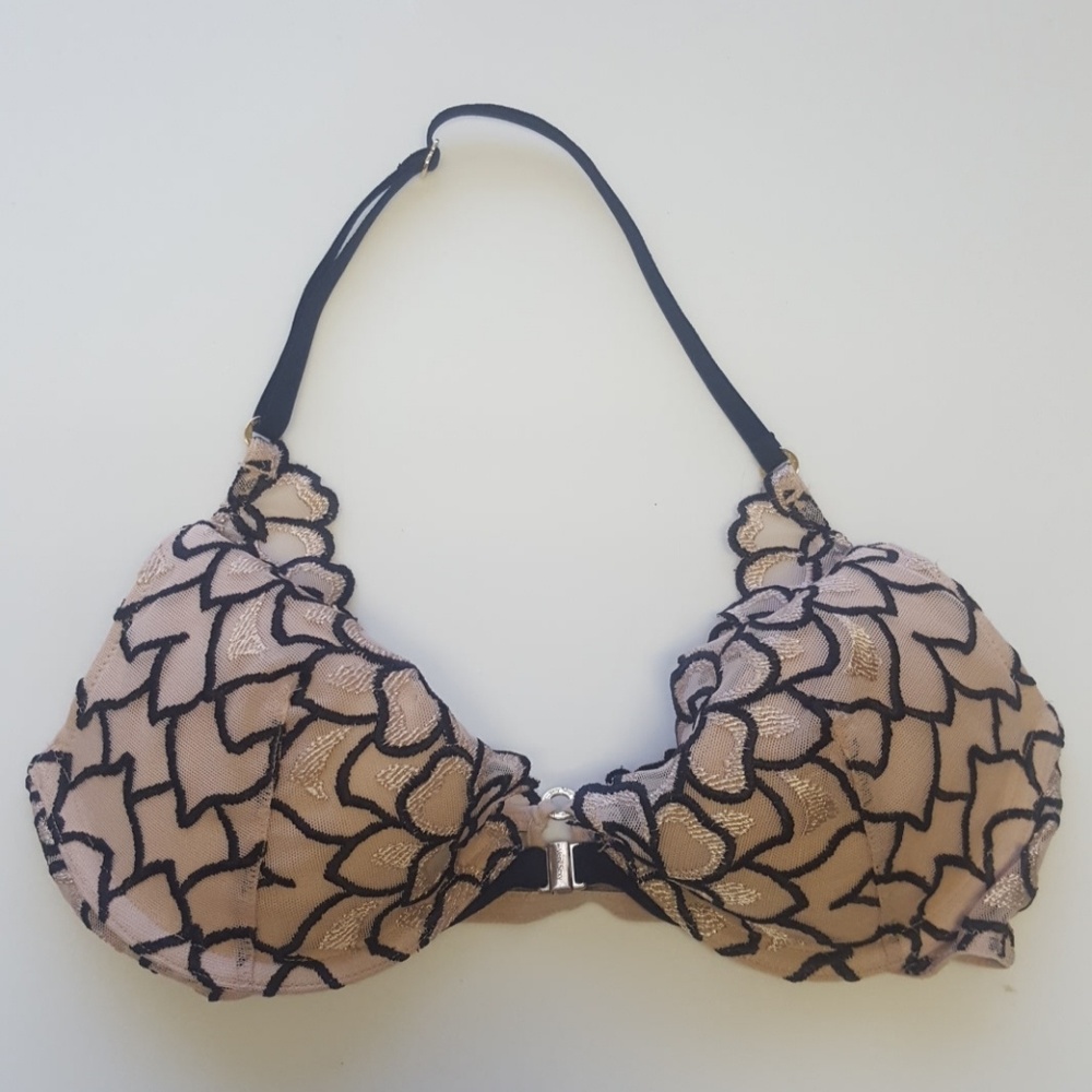 Victoria's Secret Halter Bra Size 34B